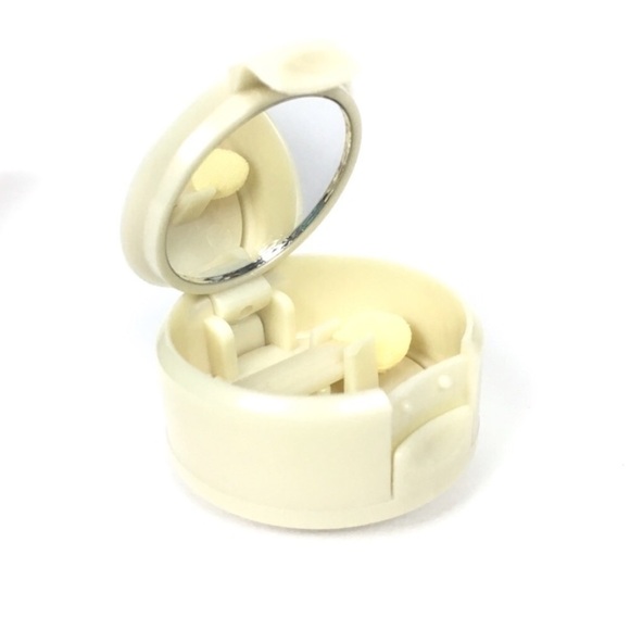 AVON Eyeshadow Color Confetti Natural Nuance Shimmer Single Pan - Picture 3 of 8